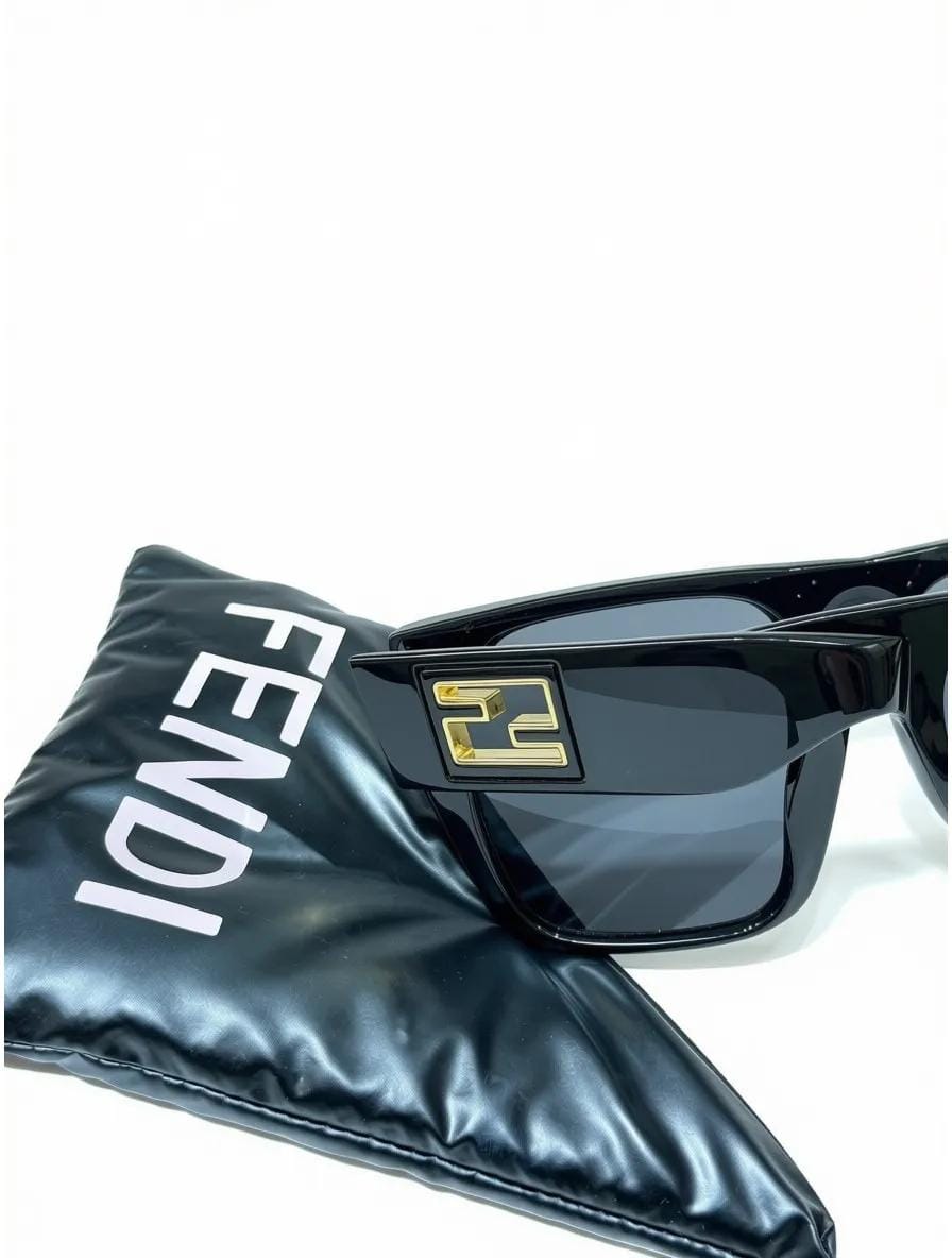 fendi noir mat - image 4