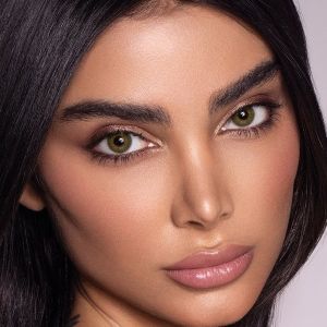 Celena – FOREST GREEN