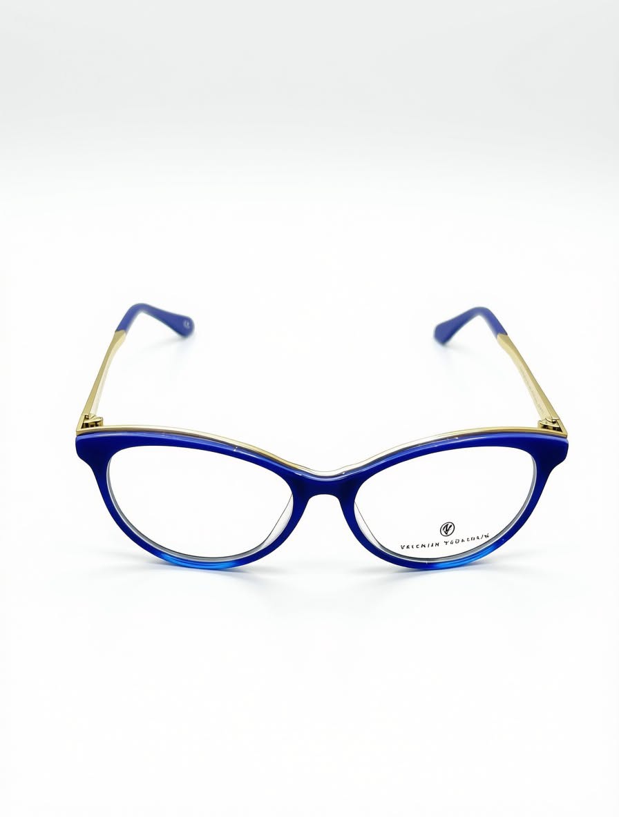 Valentin Yudashkin bleu